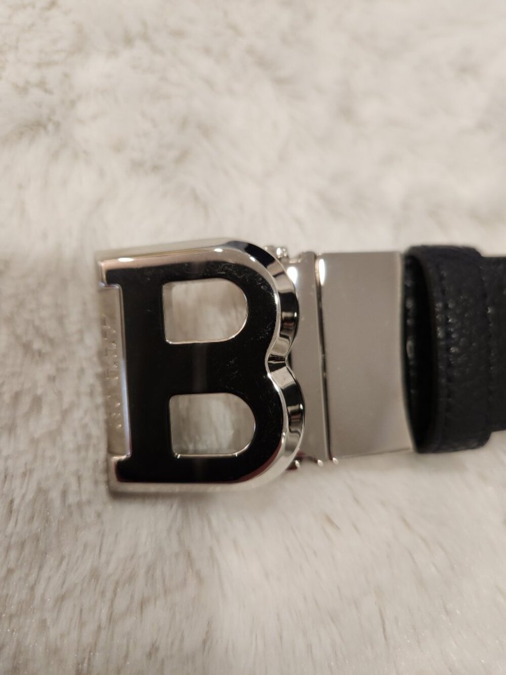 Bally "Bising" Reversible Leather Belt - Size 44 / 110 See Sizing Details